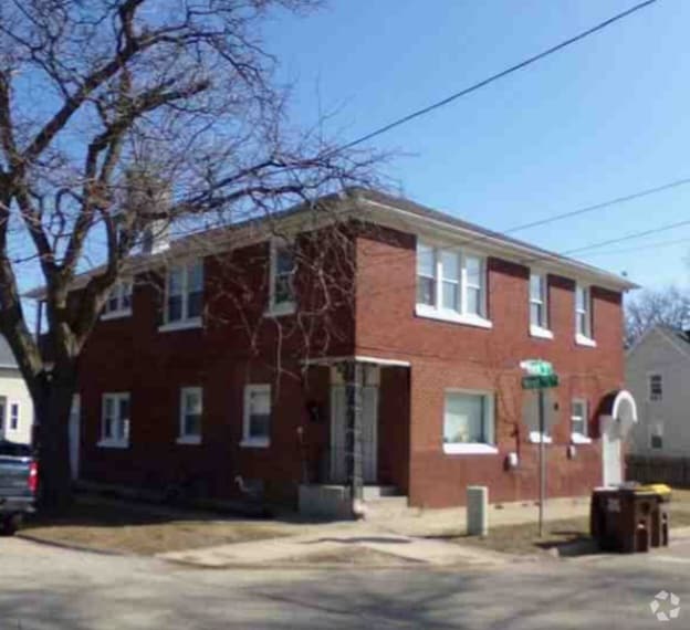 Building Photo - 629 Kent St