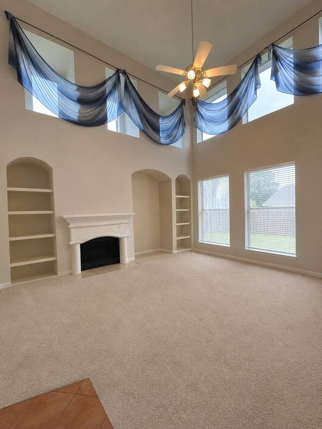 Building Photo - 11607 Bay Ledge Dr