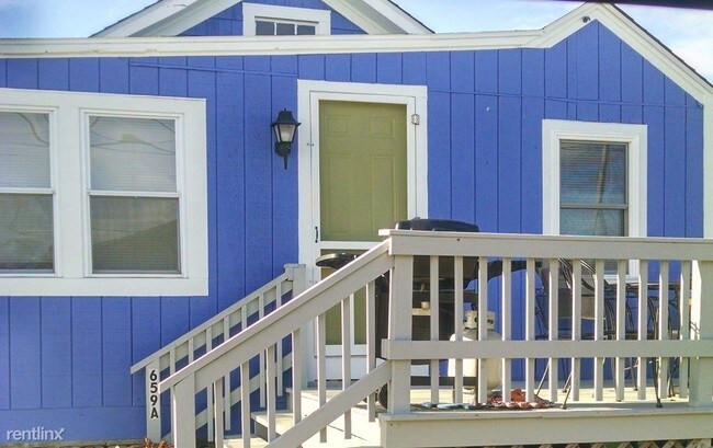 Foto del edificio - 659 Succotash Rd