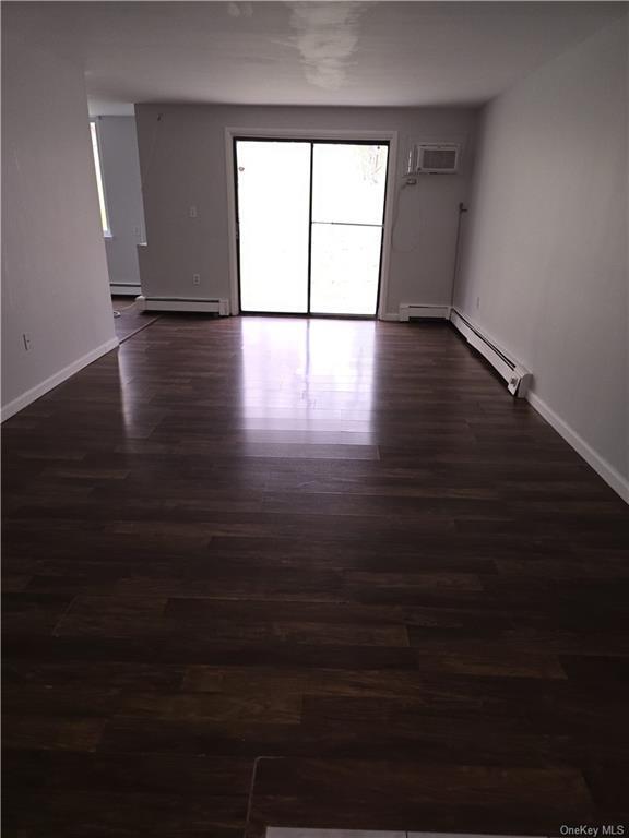 Building Photo - 3 Hook Road Unit 55B
