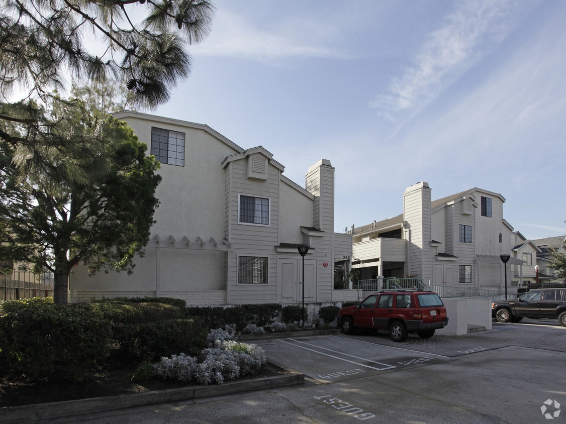 Foto del edificio - Coral Pointe