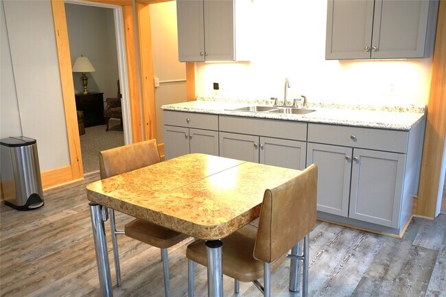 Foto del edificio - 54 Central Ave