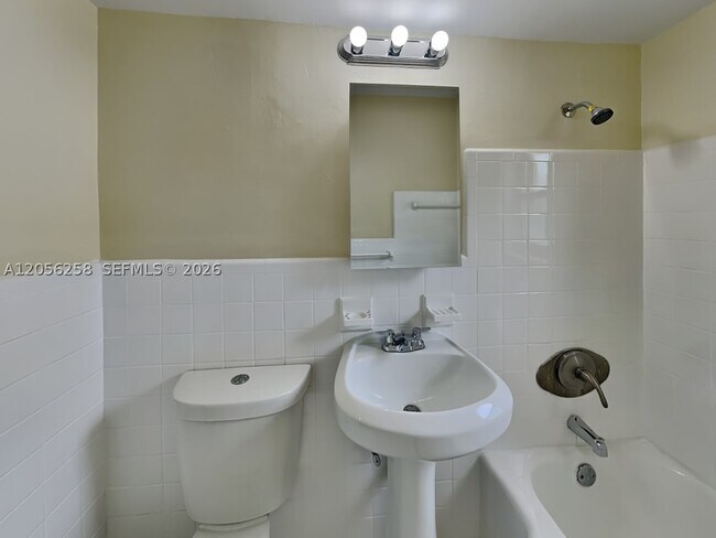 Foto del edificio - 3421 Charleston Blvd