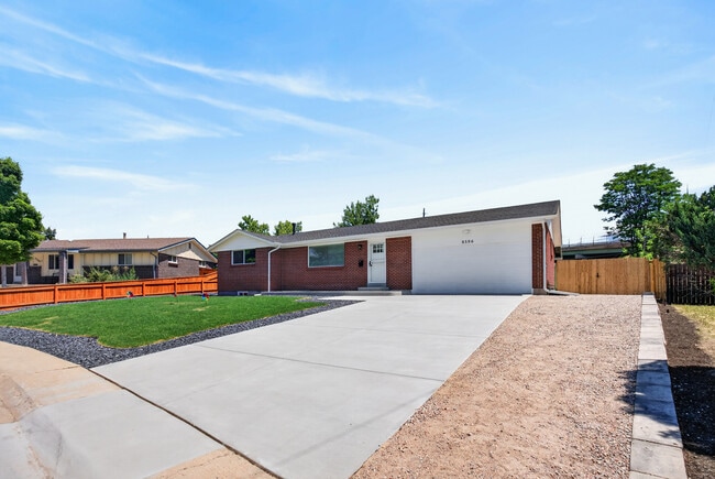 Building Photo - 8596 Sheridan Ct