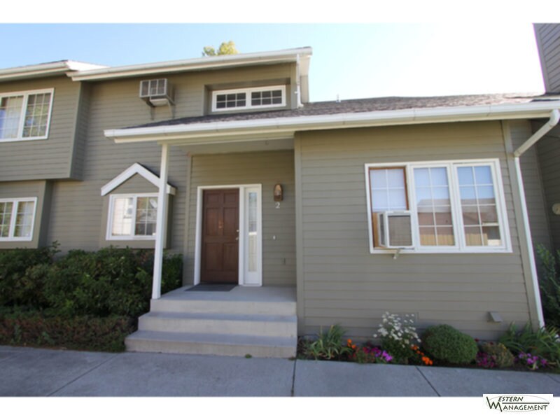Primary Photo - Cute Condo!