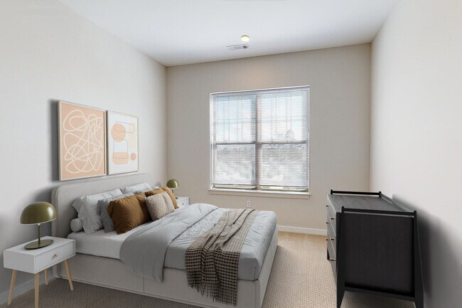 Building Photo - 332 Halstead Ave