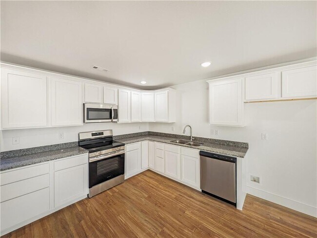 Foto del edificio - 1214 Nedra Dr