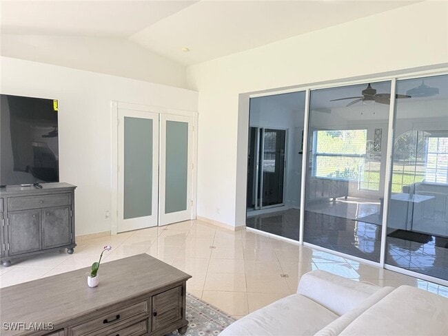 Building Photo - 4745 26th Ave SE