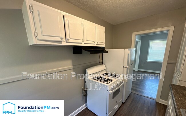 Building Photo - 1395 Semmes St