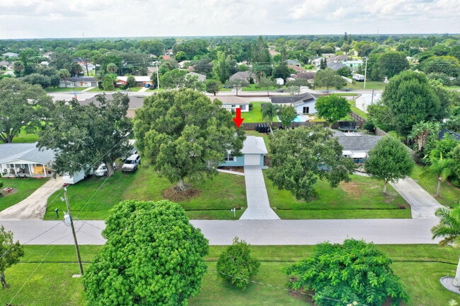 Foto del edificio - 1124 SE Ladner St