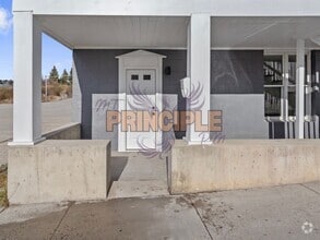 Building Photo - 533 W Park St