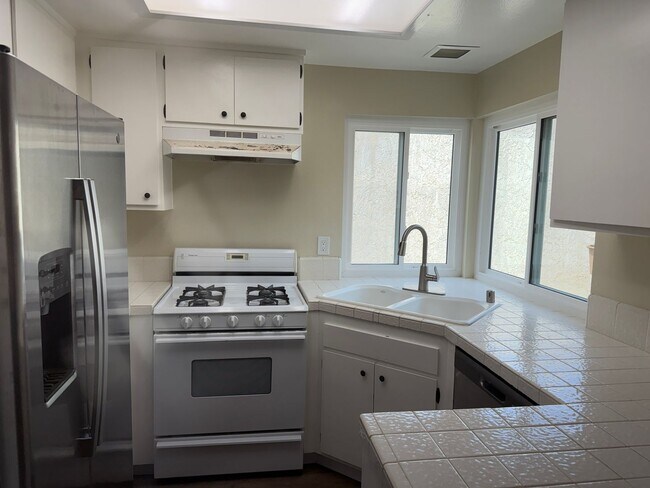 Foto del edificio - 6250 Mockingbird St