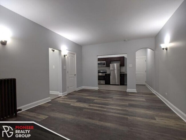 Building Photo - 0 bedroom in CHICAGO IL 60626
