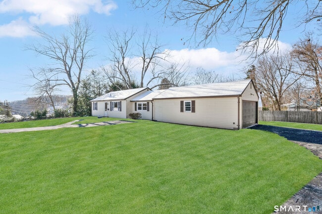 Foto del edificio - 23 Bancroft Rd