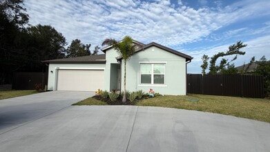 Building Photo - 1782 SW Bayshore Blvd
