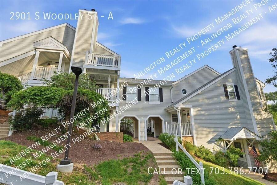 Photo - 2901 S Woodley St-A