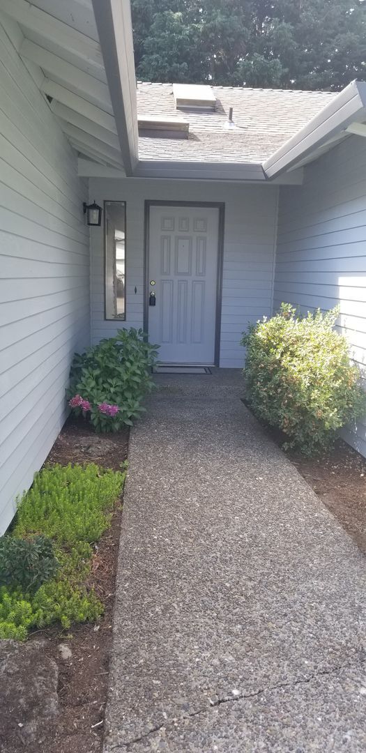 Photo - TERRIFIC TIGARD 3 BEDROOM House