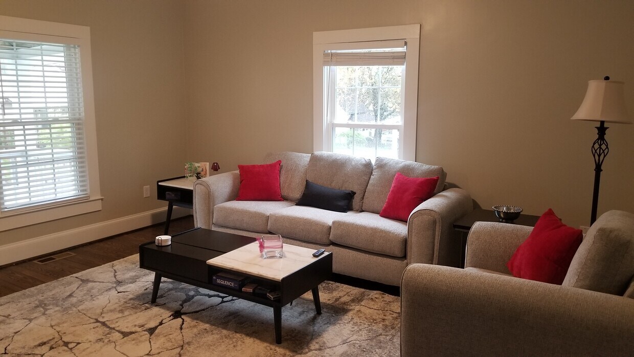 Photo - 19 Saco St (Greenville, SC)