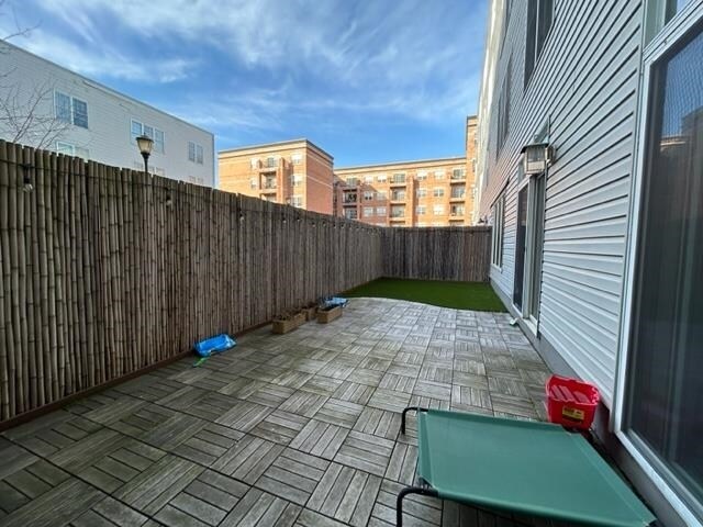 Primary Photo - 1120 Clinton St