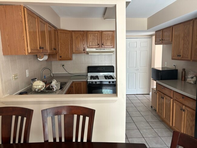 Foto del edificio - 2299 Liberty Ct