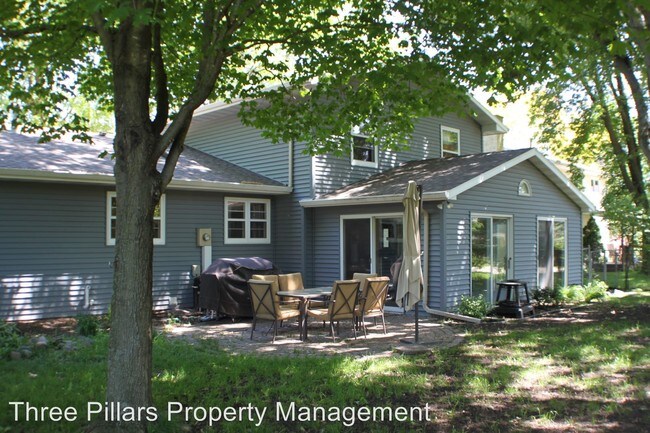 Building Photo - 4 br, 2.5 bath House - 1431 City View Ct NE
