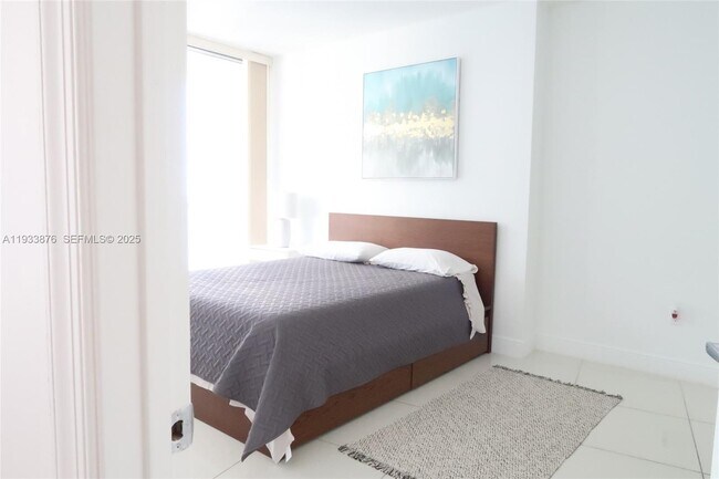 Foto del edificio - 1750 N Bayshore Dr