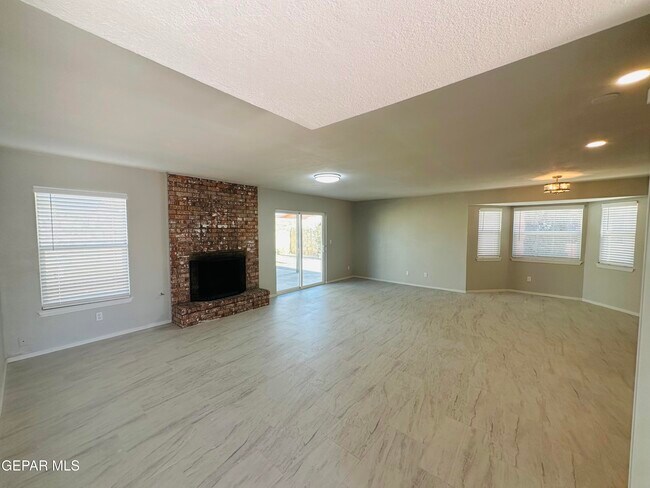 Building Photo - 11163 Wharf Cove Dr