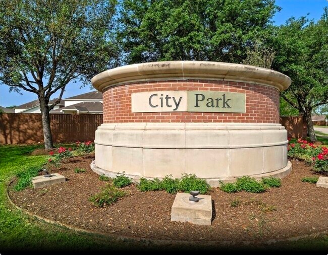 Foto del edificio - 1815 Creegan Park Ct