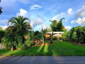 Building Photo - 2512 Key Largo Ln