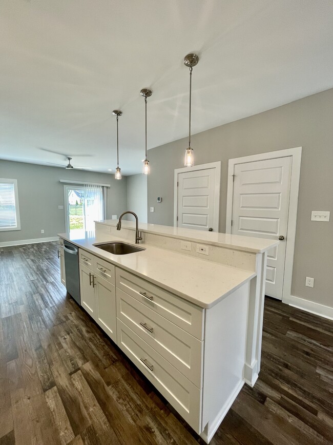 Foto del edificio - 33 Zentry Pl