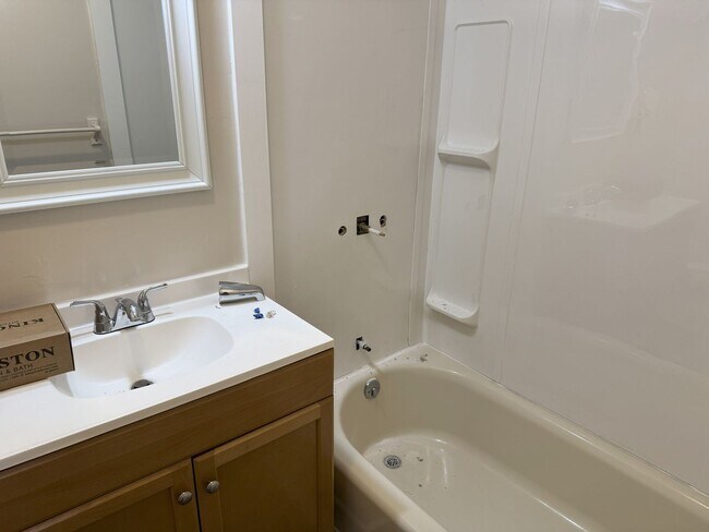 Foto del edificio - 106 Wildwood Rd