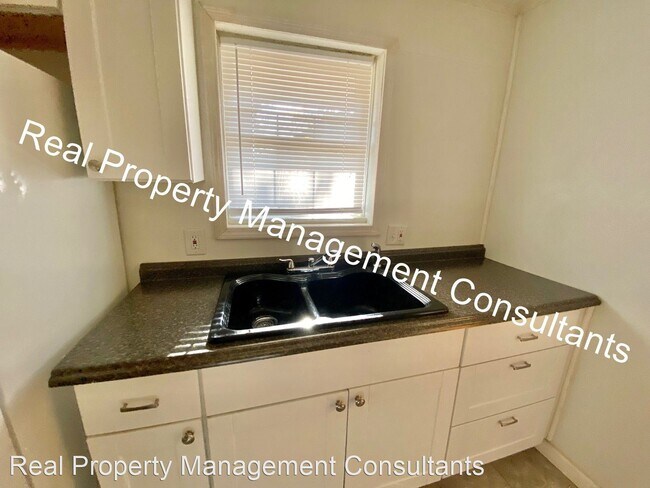 Foto del edificio - 3 br, 1 bath House - 6707 Bellefontaine Ave