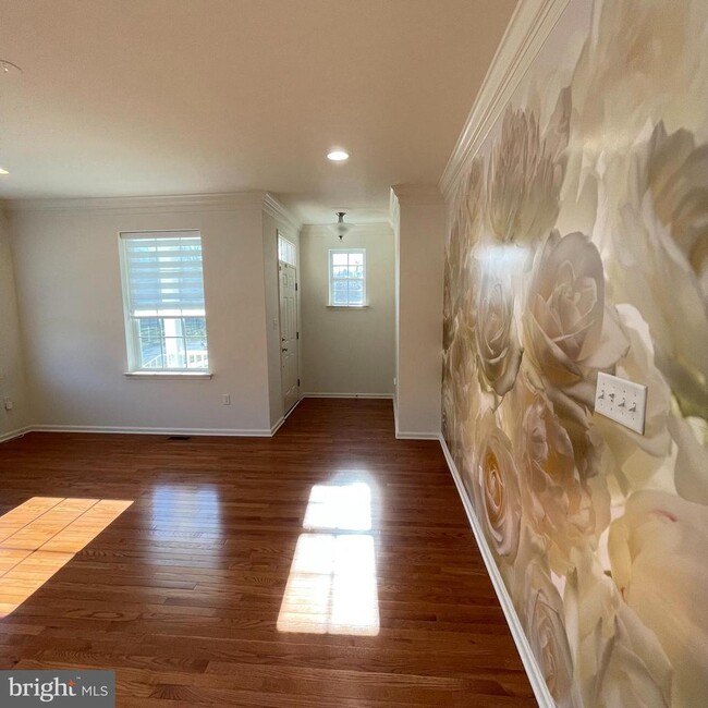 Building Photo - 116 Grissom Dr