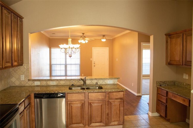 Building Photo - 575 S Virginia Hills Dr
