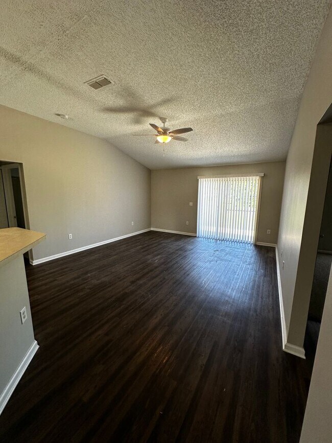 Foto del edificio - Tranquil Living in Yulee's Page Hill: Spac...