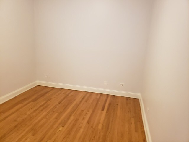 Foto del edificio - 5728 N Campbell Ave