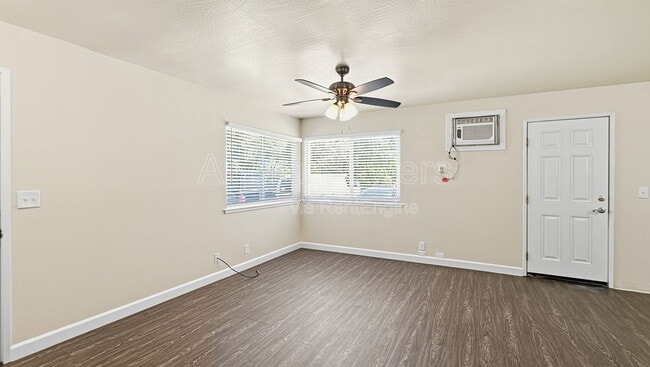 Building Photo - 2760 Coloma St