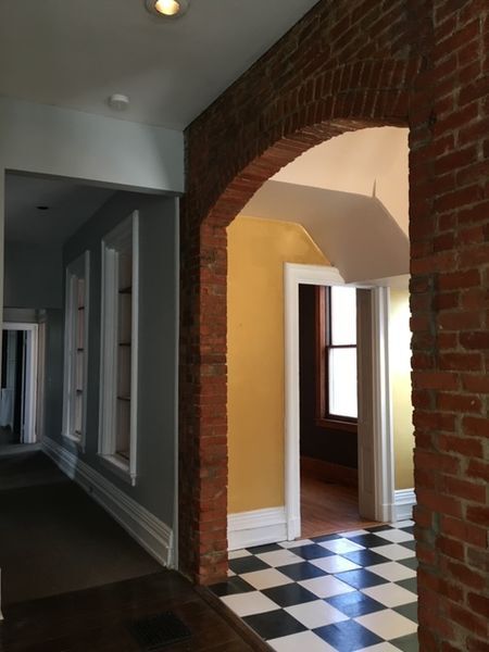Building Photo - 2542 Moorman Ave