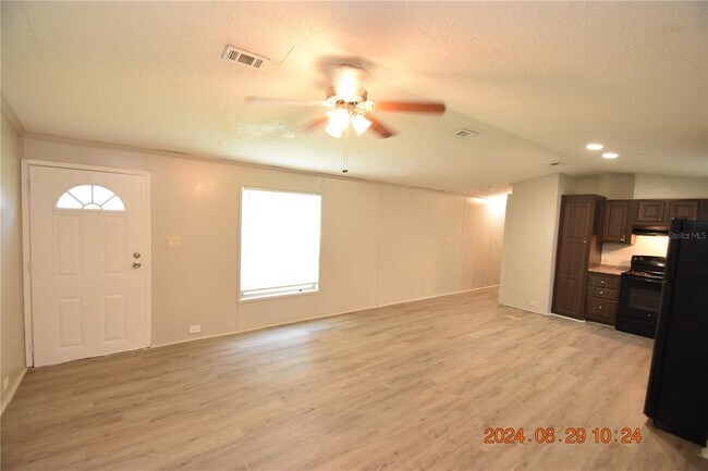 Building Photo - 7515 Symmes Rd