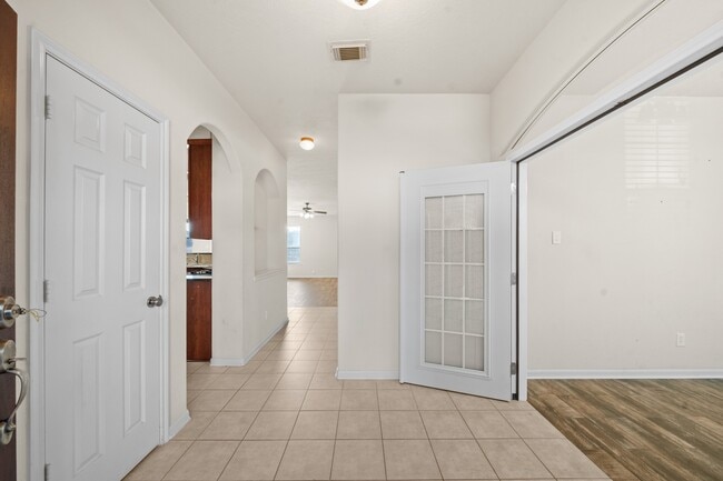 Building Photo - 7903 Crystal Moon Dr