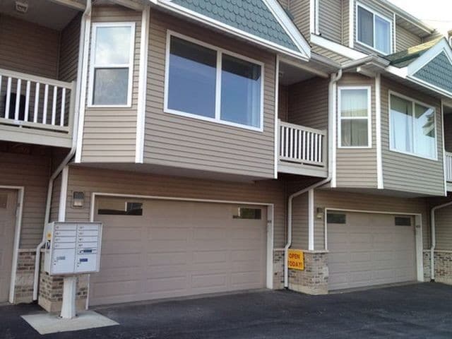 Primary Photo - 6004 Park Ridge Rd