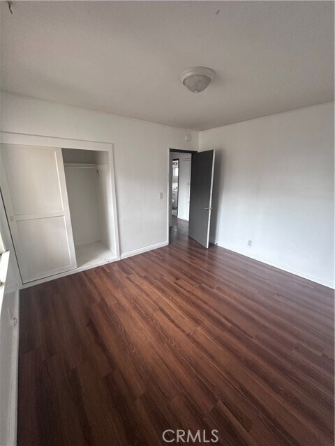 Foto del edificio - 2021 Cloverfield Blvd
