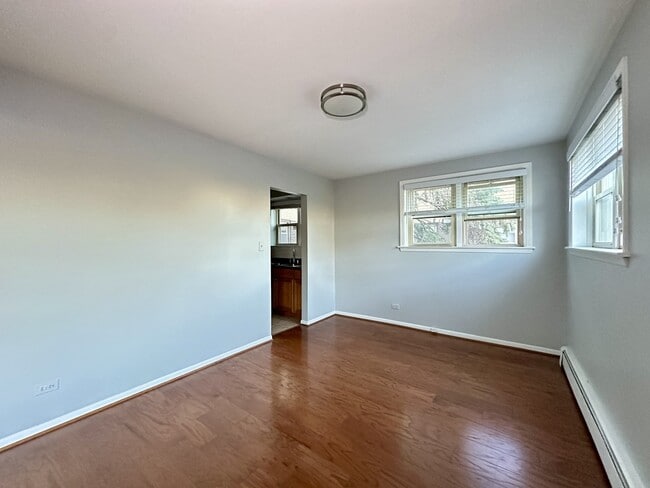 Building Photo - 8644 Skokie Blvd