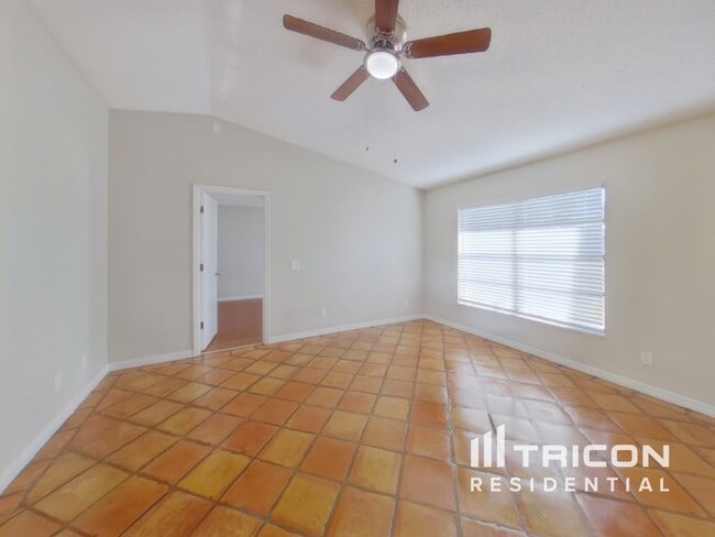 Building Photo - 2981 Snow Dr