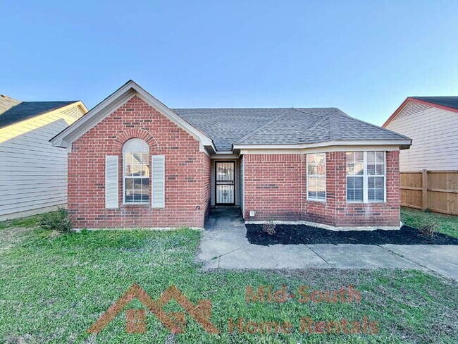 Foto del edificio - 5827 Hickory Nutt Ln