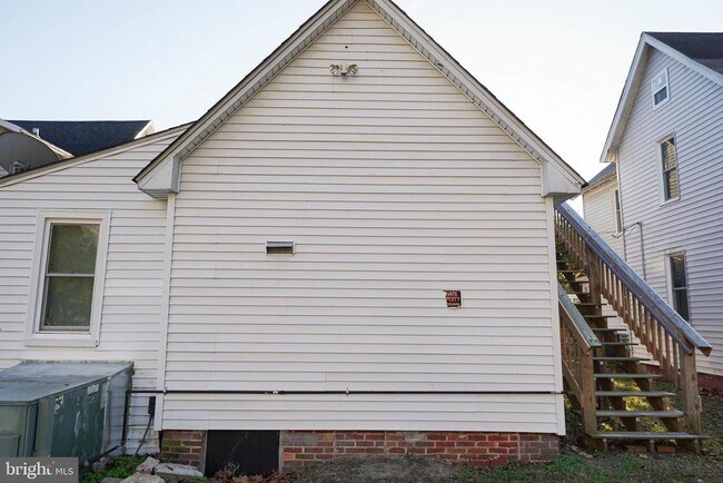 Foto del edificio - 231 Newton St