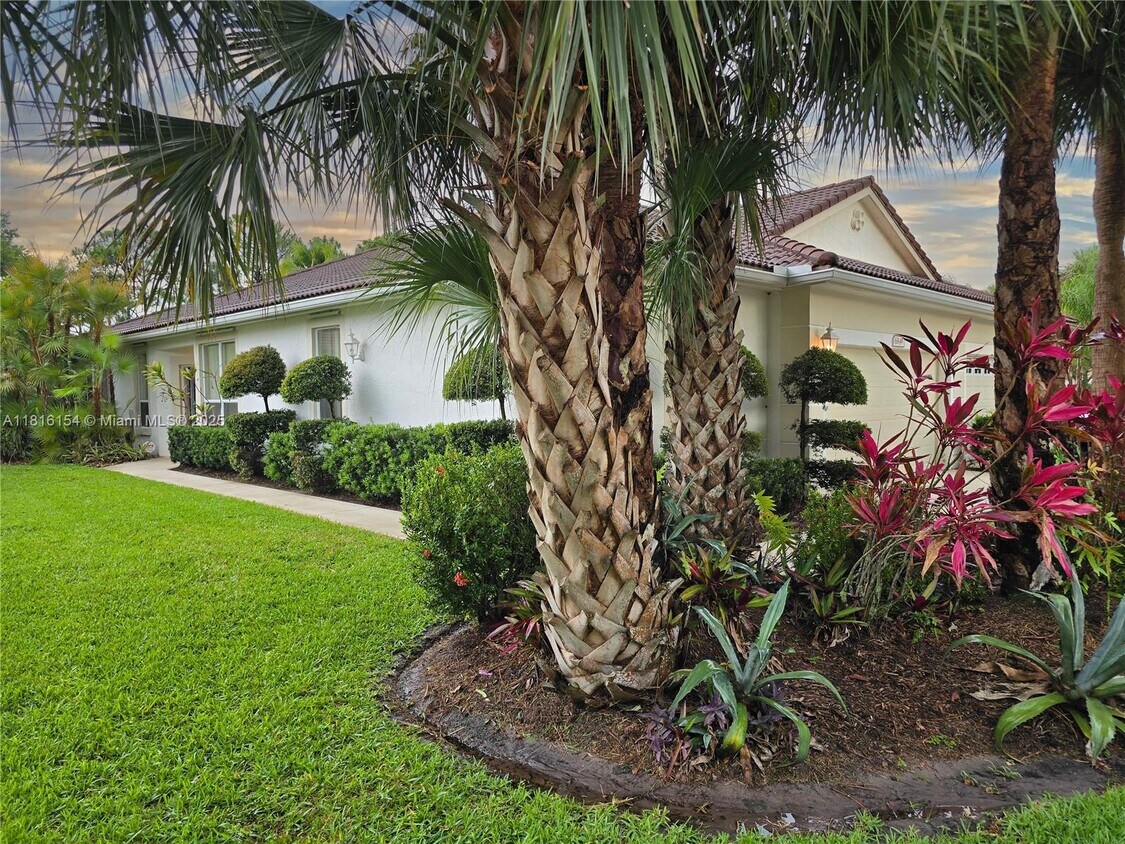 Foto principal - 6849 SE Warwick Ln