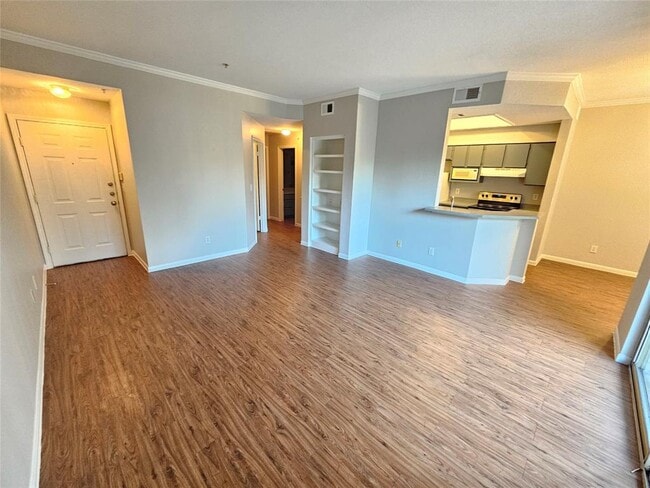 Foto del edificio - 6000 Shepherd Mountain Cove