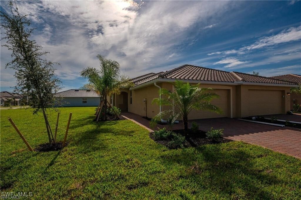Foto principal - 2620 Vine Ave