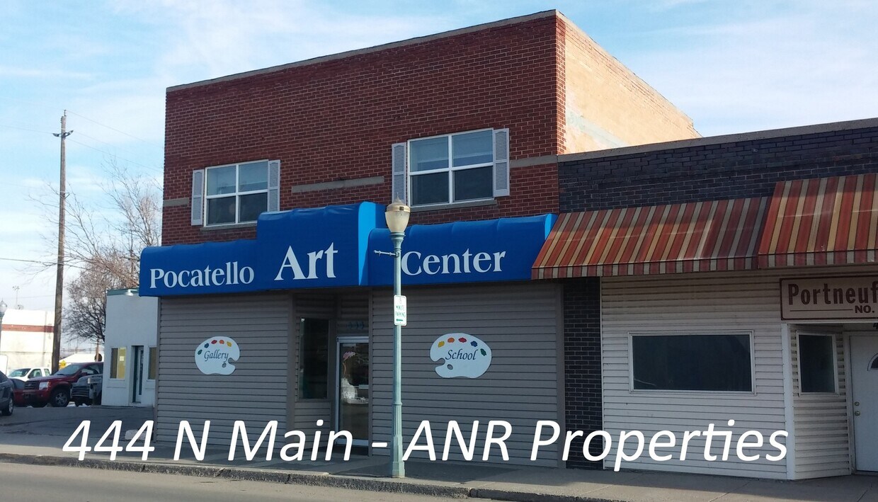 Foto principal - 444 N Main St